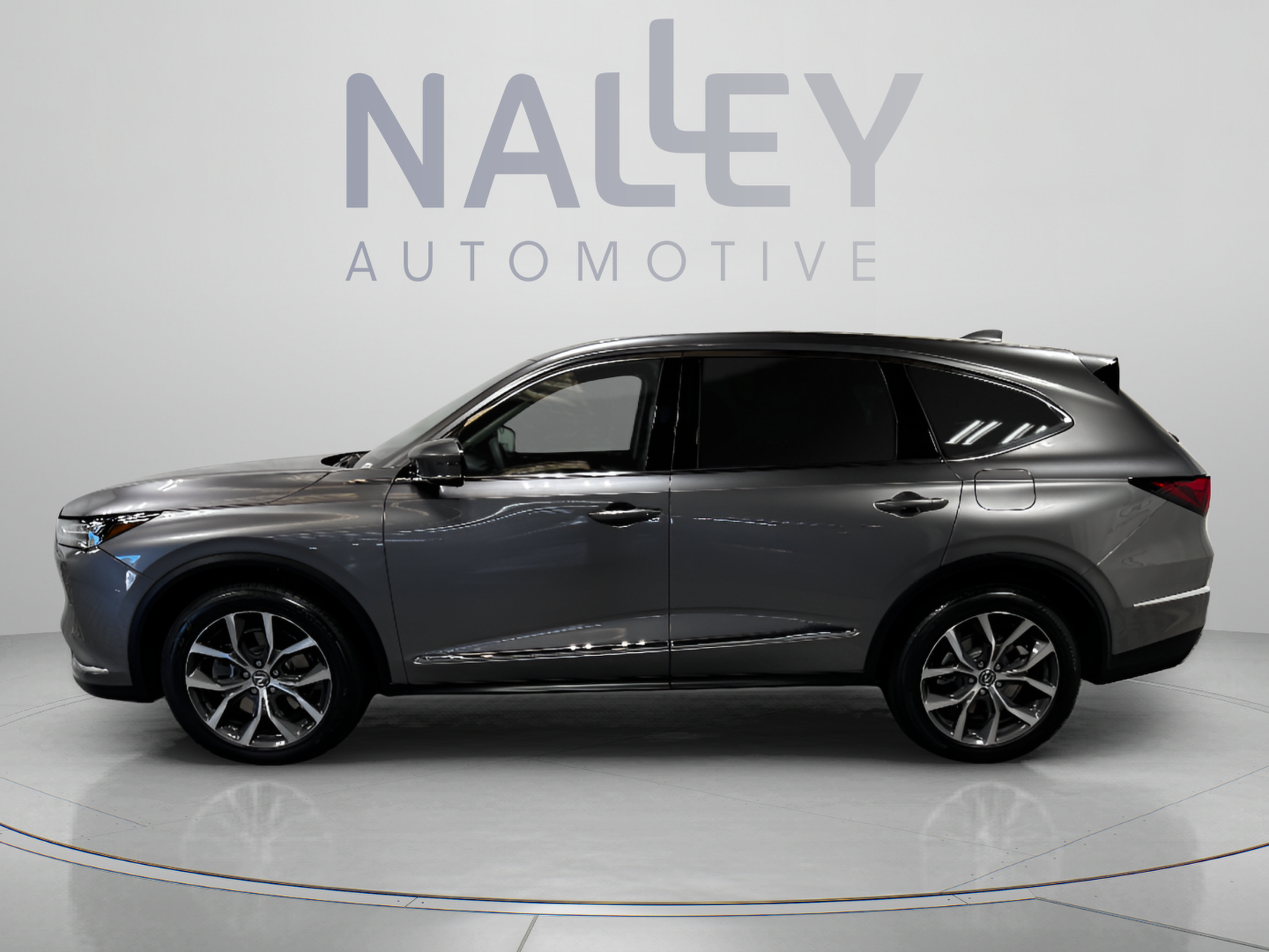 Used 2024 Acura MDX w/ Technology Package AWD/4WD image 2
