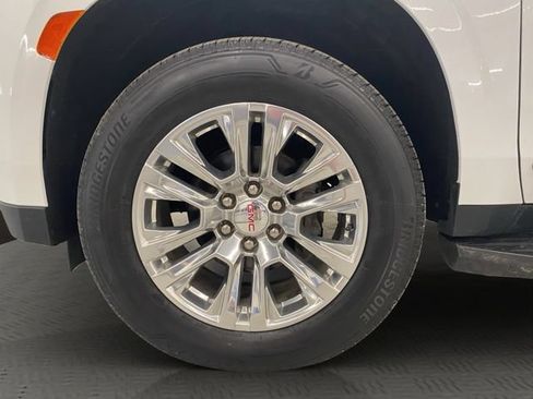 Used 2023 GMC Yukon XL Denali w/ LPO, Floor Liner Package AWD/4WD image 17
