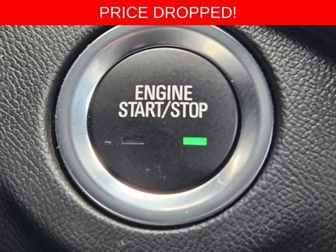 Used 2022 Chevrolet Equinox RS w/ RS Leather Package FWD image 21