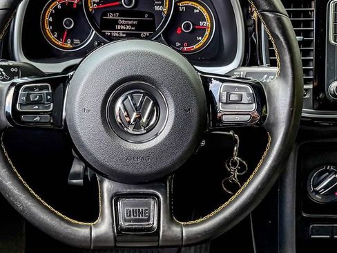 Used 2016 Volkswagen Beetle 1.8T Dune FWD image 32