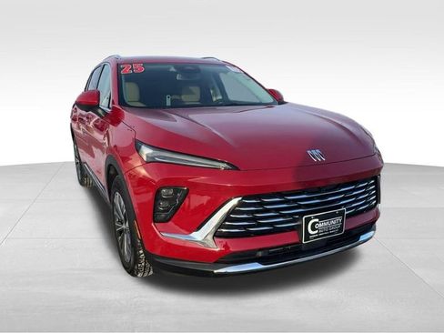 Certified 2025 Buick Envision Preferred image 2