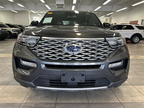 Used 2020 Ford Explorer Platinum w/ Premium Technology Package AWD/4WD image 17