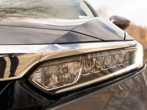 Used 2020 Honda Accord EX-L image 11