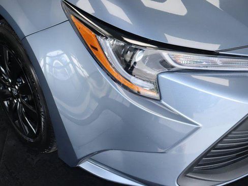 Used 2025 Toyota Corolla LE image 11