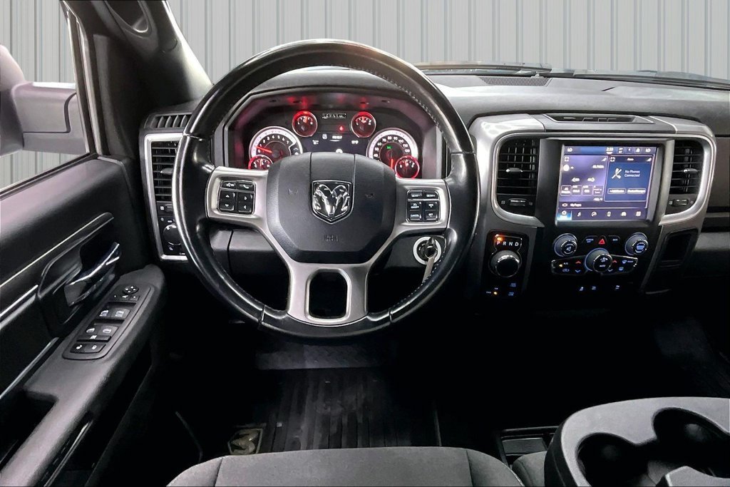 Used 2023 RAM 1500 Warlock AWD/4WD image 8