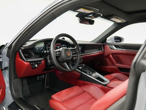 Used 2024 Porsche 911 Carrera 4S AWD/4WD image 4