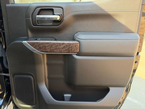 Used 2021 GMC Sierra 1500 Denali w/ Denali Ultimate Package image 32