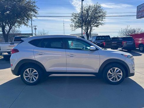 Used 2017 Hyundai Tucson SE image 4
