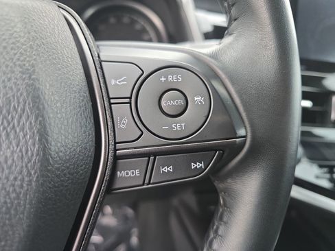 Used 2024 Toyota Camry SE image 22