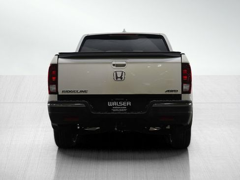 Used 2017 Honda Ridgeline RTL image 4