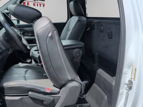 Used 2023 RAM 3500 Tradesman AWD/4WD image 18