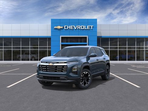 New 2026 Chevrolet Equinox LT AWD/4WD image 8