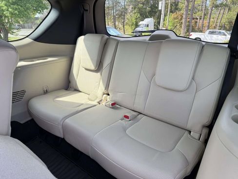 Used 2021 INFINITI QX80 Sensory w/ All-Season Package image 17