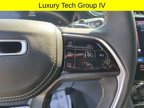 Certified 2023 Jeep Grand Cherokee L Overland w/ Luxury Tech Group IV AWD/4WD image 12