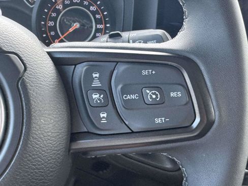 Used 2025 Jeep Wrangler Unlimited Sport AWD/4WD image 22