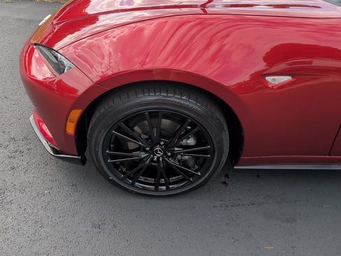 New 2026 MAZDA MX-5 Miata Club w/ Weather Package RWD image 13