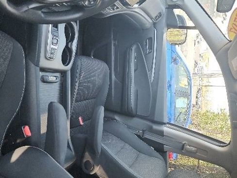 Used 2023 Honda Ridgeline Sport image 10