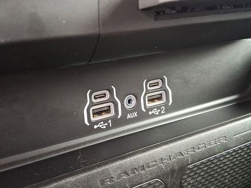 Used 2025 RAM 1500 Laramie image 21