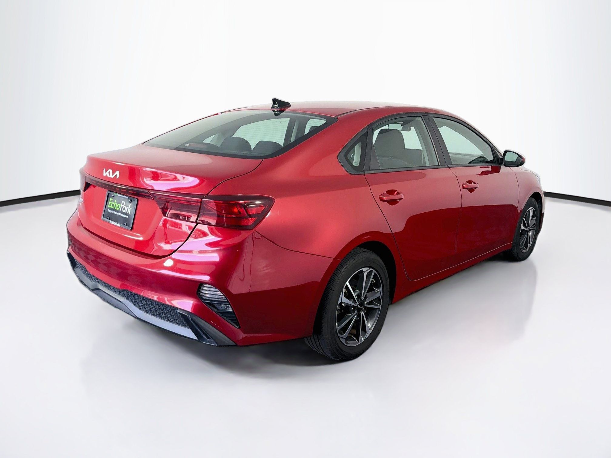 Used 2024 Kia Forte LXS FWD image 9