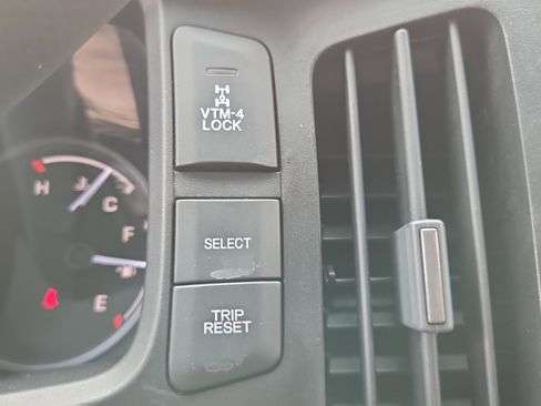 Used 2013 Honda Ridgeline Sport image 20