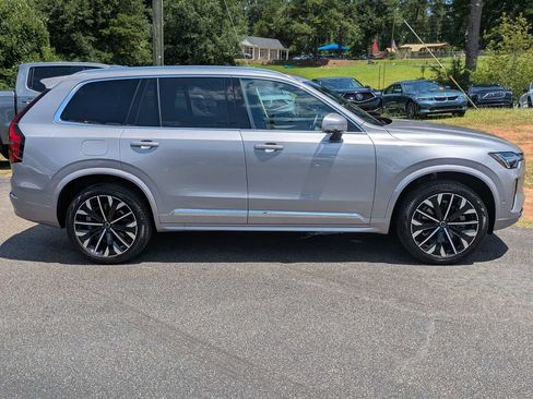 Certified 2026 Volvo XC90 B6 Plus w/ Protection Package Premier AWD/4WD image 7