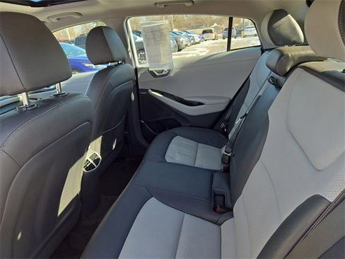 Used 2020 Hyundai Ioniq Limited image 28