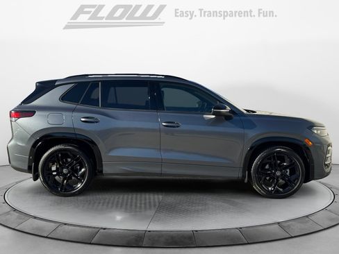 New 2026 Volkswagen Tiguan SE R-Line FWD image 8