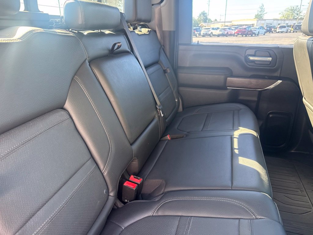 Used 2022 GMC Sierra 3500 Denali w/ Denali Ultimate Package AWD/4WD image 13
