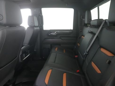 Used 2025 GMC Sierra 2500 AT4 w/ Technology Package image 27