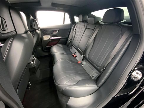 Certified 2023 Mercedes-Benz EQE 500 4MATIC Sedan image 18