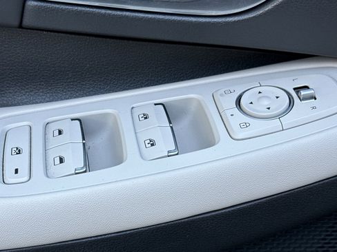 Used 2023 Hyundai Sonata SEL image 12