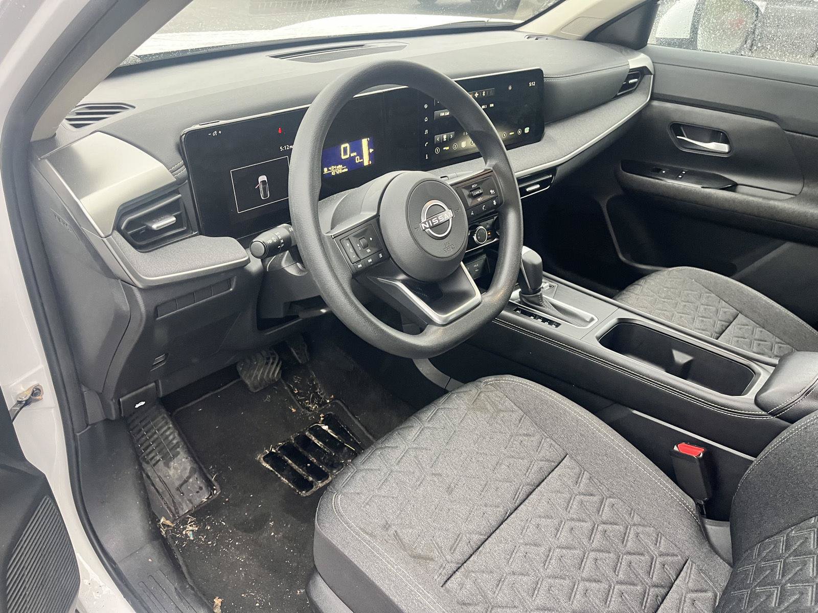 Certified 2025 Nissan Kicks SV AWD/4WD image 10