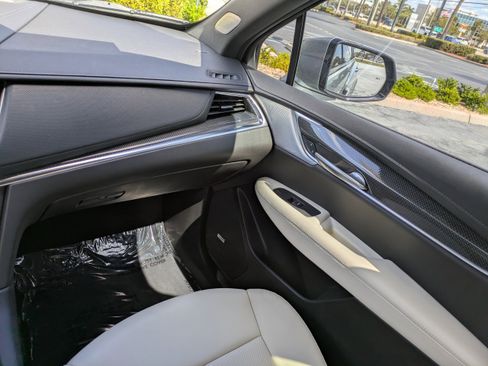 Certified 2023 Cadillac XT5 Sportv image 16