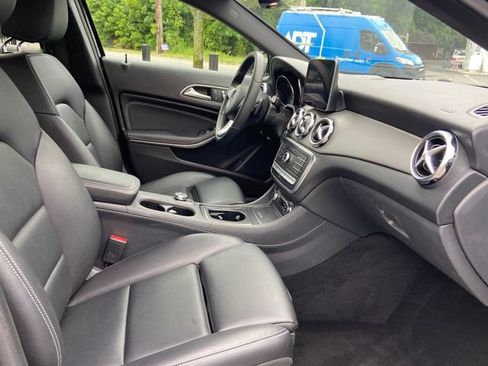 Used 2020 Mercedes-Benz GLA 250 4MATIC image 27