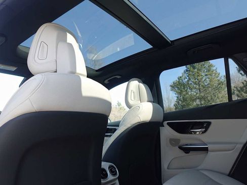 New 2026 Mercedes-Benz GLC 300 4MATIC image 60