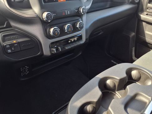 Used 2024 RAM 2500 Tradesman w/ Chrome Appearance Group AWD/4WD image 25