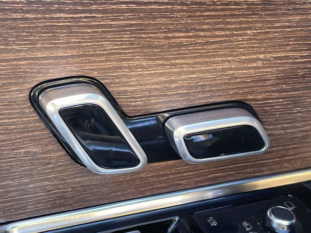 Used 2023 Land Rover Range Rover SE AWD/4WD image 17