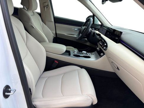 Used 2026 Genesis GV70 2.5T Select AWD/4WD image 15