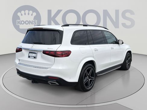 Used 2024 Mercedes-Benz GLS 450 4MATIC image 7