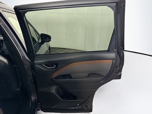 Used 2025 Subaru Forester Sport image 29