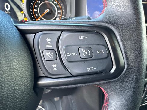 Certified 2024 Jeep Wrangler Unlimited Rubicon AWD/4WD image 30