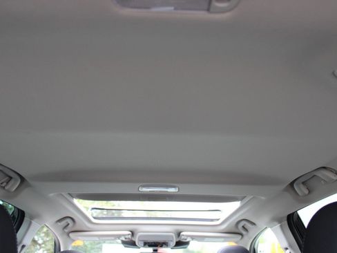 Used 2024 Subaru Forester Premium AWD/4WD image 16