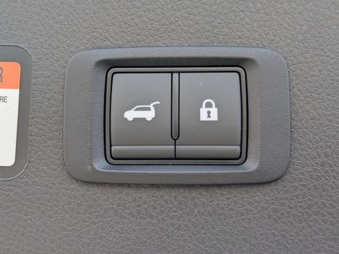 Used 2025 Mitsubishi Eclipse Cross SEL AWD/4WD image 13