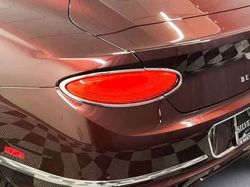 Used 2020 Bentley Continental GT image 10