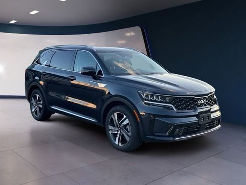 Certified 2023 Kia Sorento EX AWD/4WD image 7