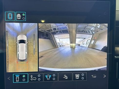 New 2026 GMC Yukon XL Denali Ultimate w/ LPO, Floor Liner Package AWD/4WD image 39