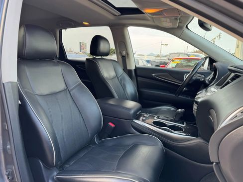 Used 2019 INFINITI QX60 Luxe w/ Essential Package FWD image 34