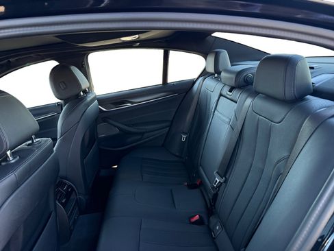 Used 2023 BMW 530i w/ M Sport Package RWD image 11