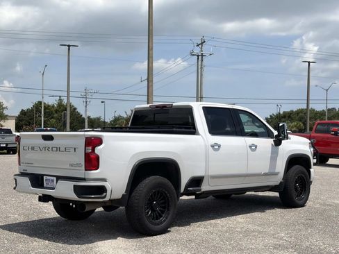 Used 2024 Chevrolet Silverado 2500 High Country w/ High Country Premium Package AWD/4WD image 7