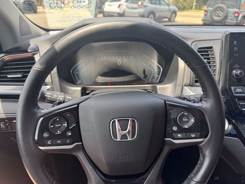 Used 2024 Honda Odyssey Touring image 20